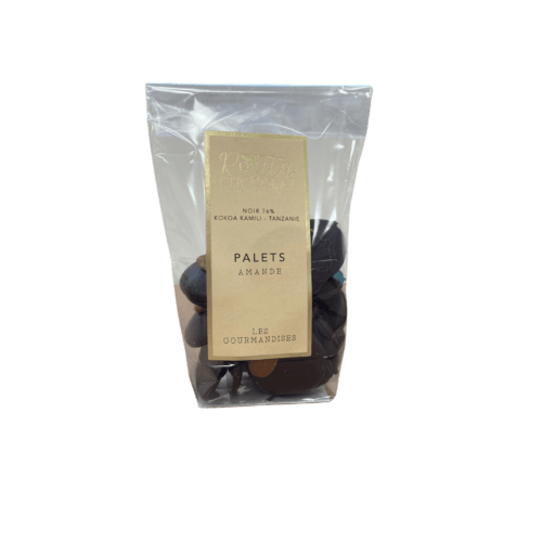 Photo sachet palets amande noir 76% détouré