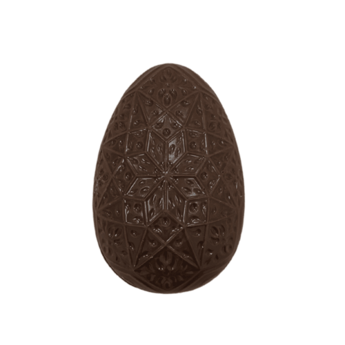 Oeuf de Pâques au chocolat noir avec motifs
